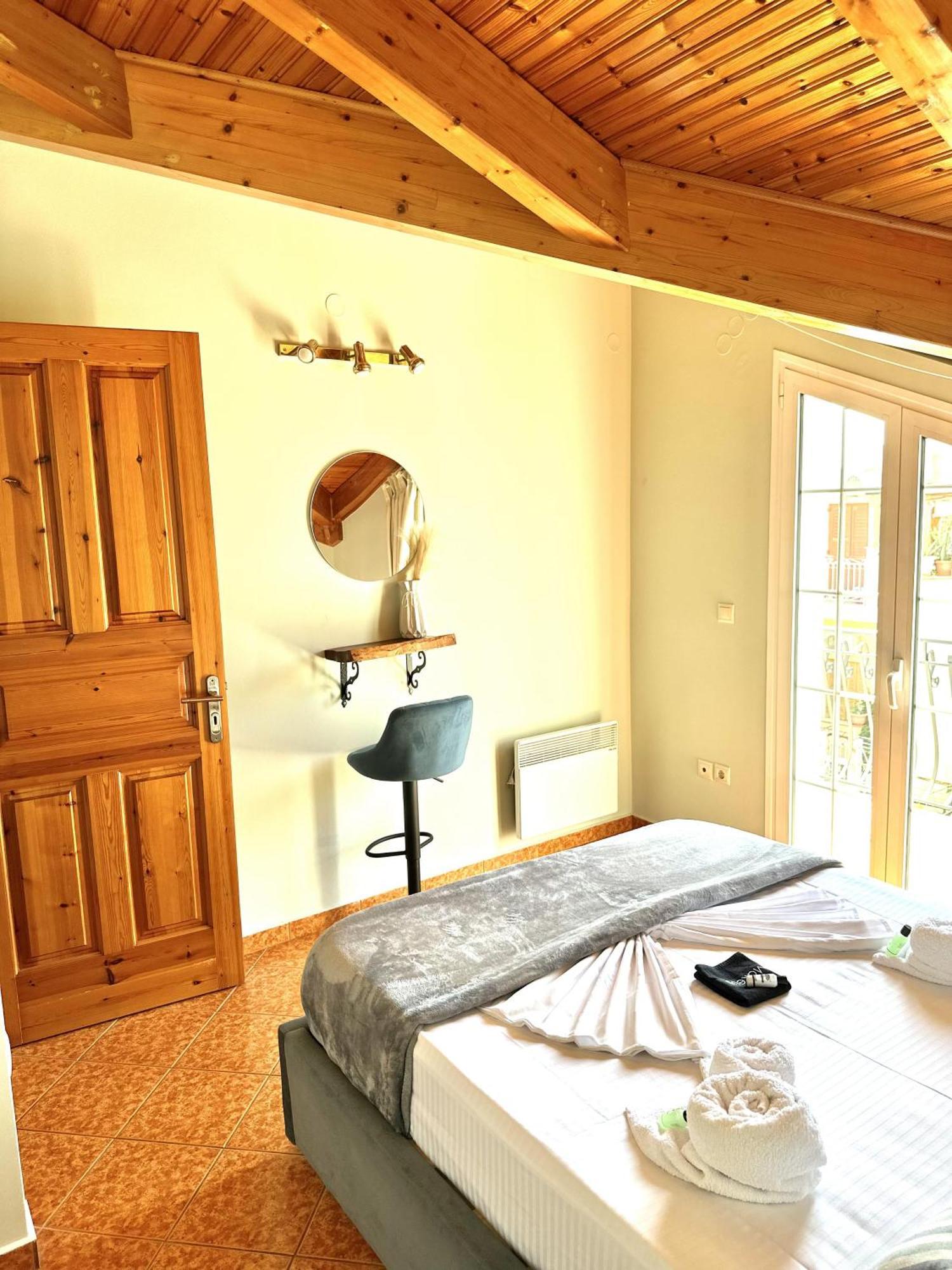 Liberator Attic Daire Argostolion Dış mekan fotoğraf